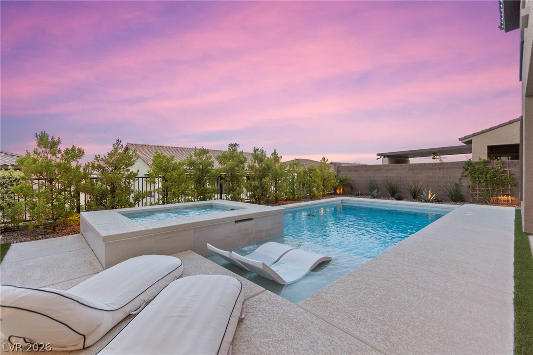 194 Harris Peak Street Las Vegas NV 89138