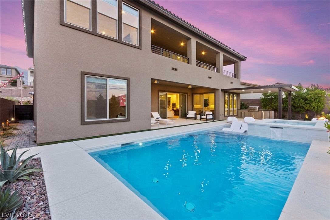 194 Harris Peak Street Las Vegas NV 89138