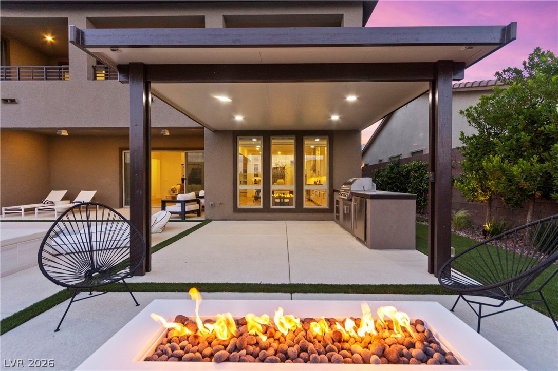 194 Harris Peak Street Las Vegas NV 89138