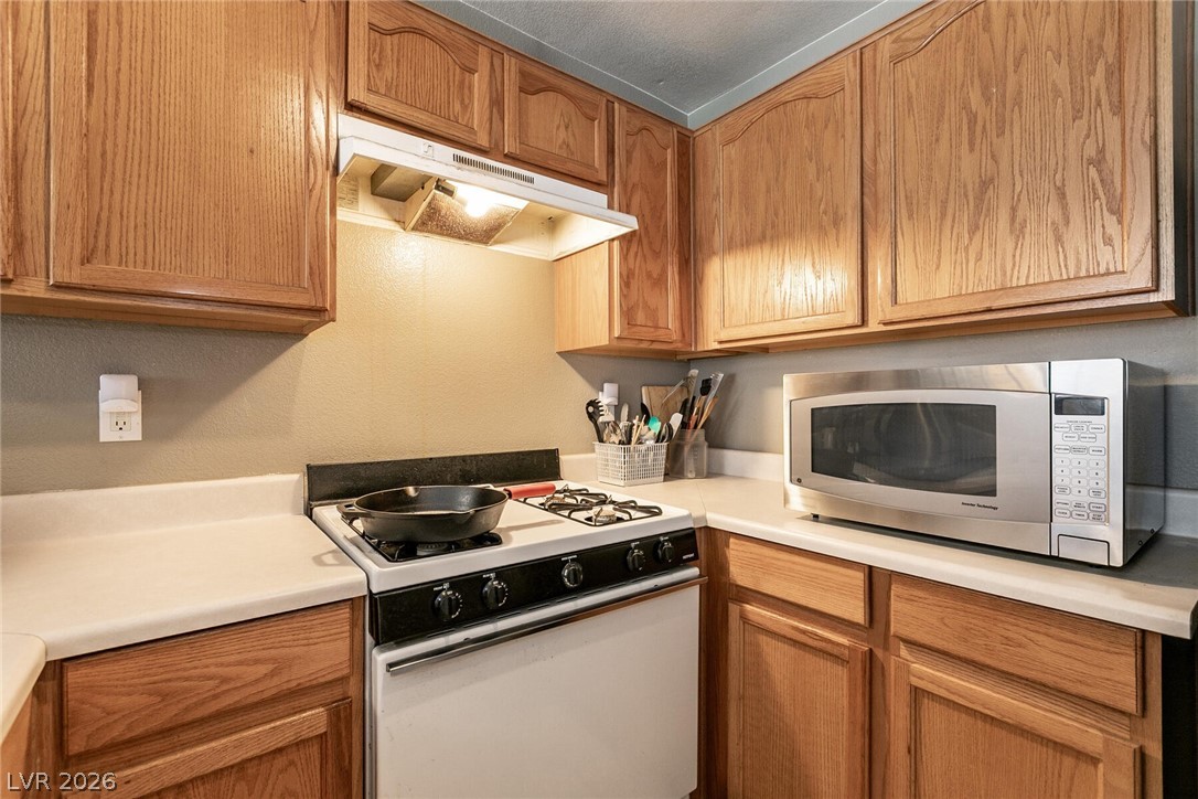 1956 Vista Malaga Street 103 Las Vegas NV 89106