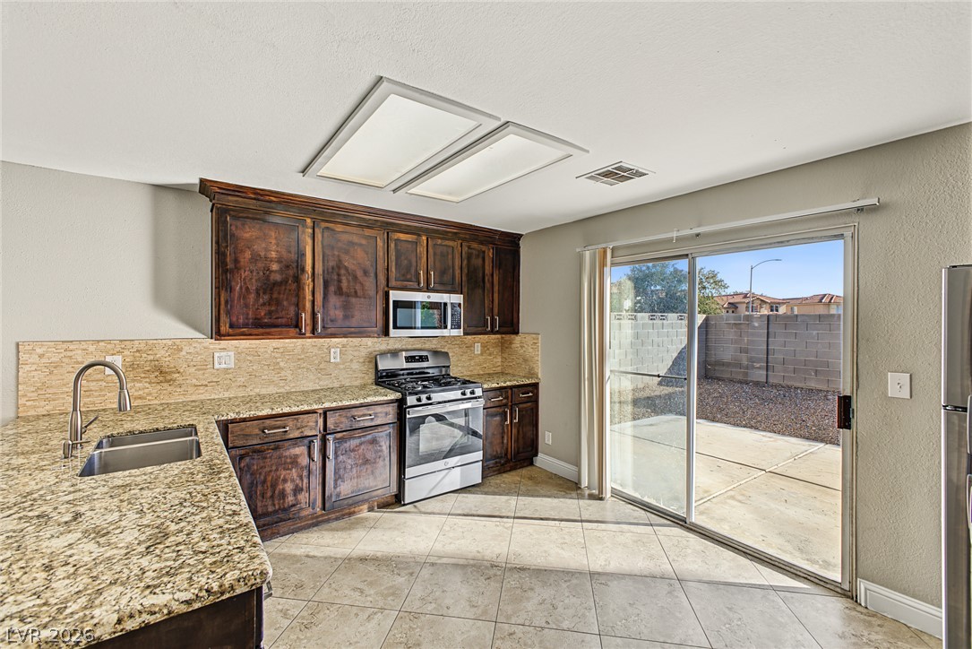 5032 Jacarilla Lane North Las Vegas NV 89031