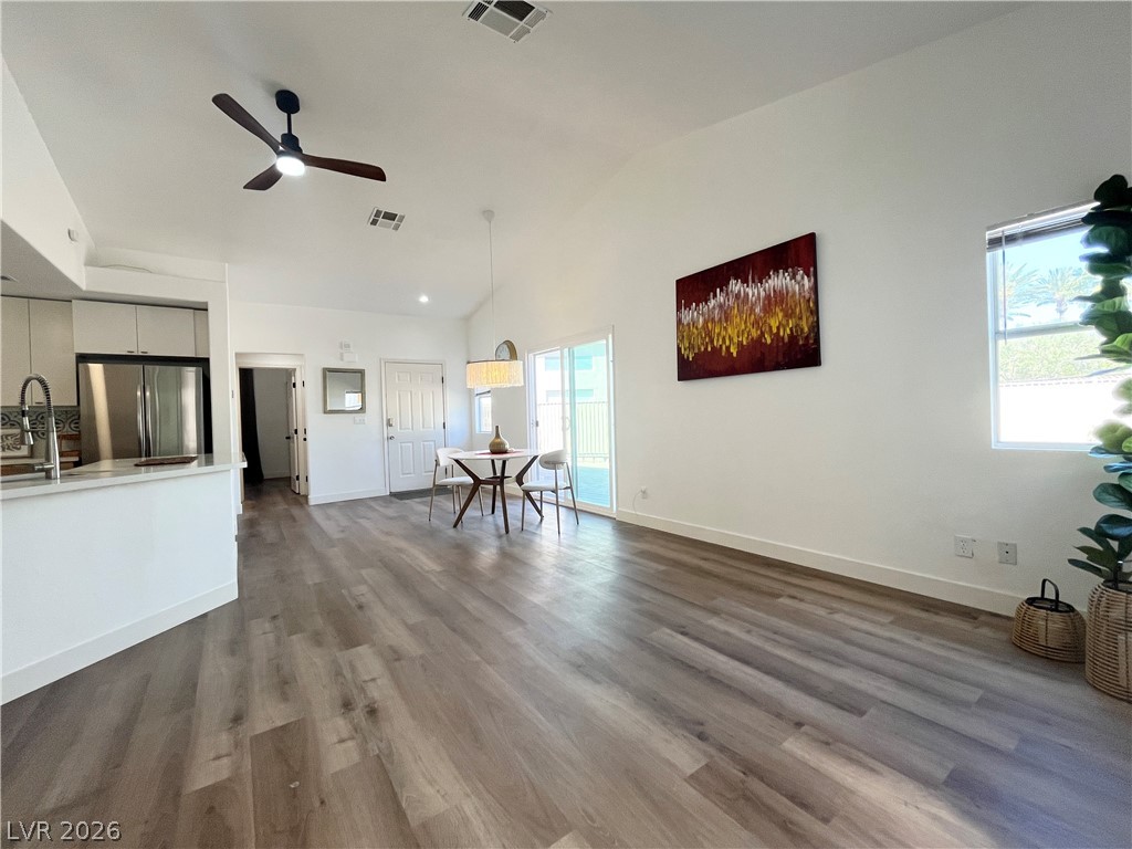 68 Magical Mystery Lane Henderson NV 89074