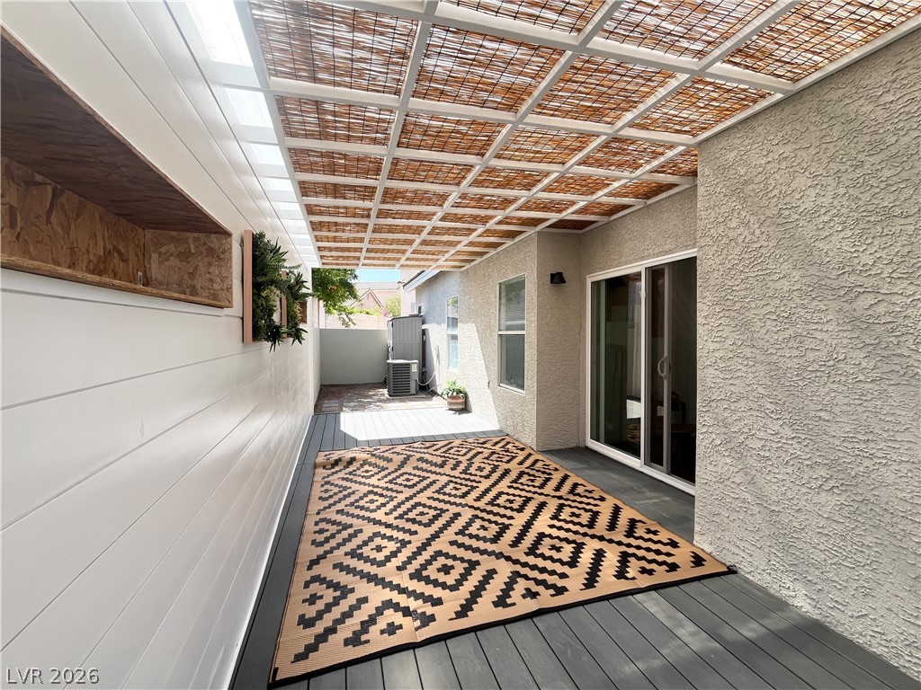 68 Magical Mystery Lane Henderson NV 89074