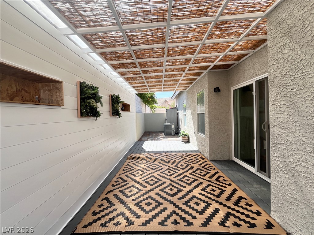 68 Magical Mystery Lane Henderson NV 89074