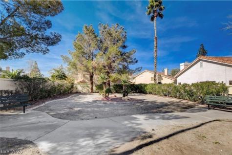 68 Magical Mystery Lane Henderson NV 89074