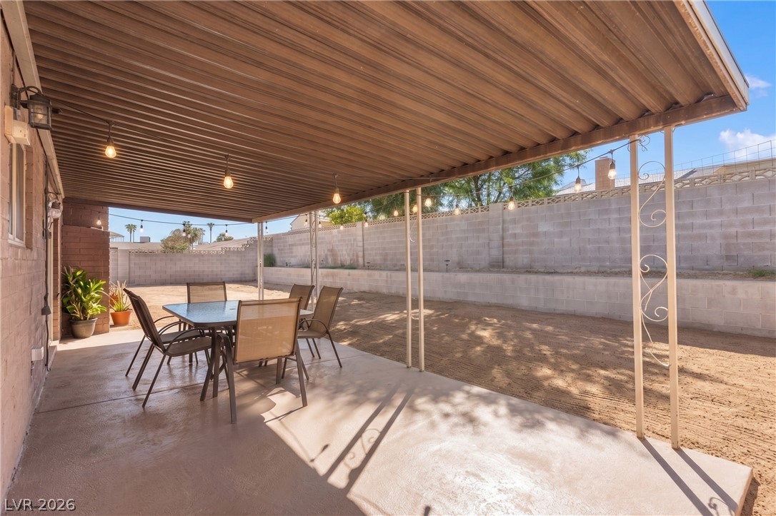 5389 West Braewood Avenue Las Vegas NV 89120
