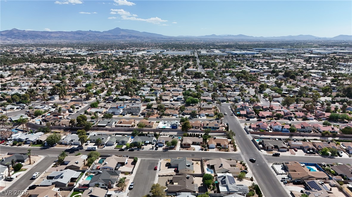 5389 West Braewood Avenue Las Vegas NV 89120
