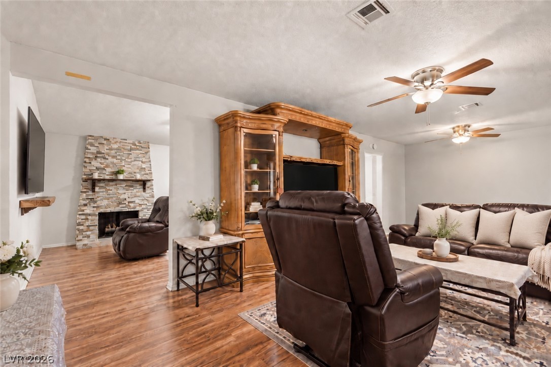 5389 West Braewood Avenue Las Vegas NV 89120