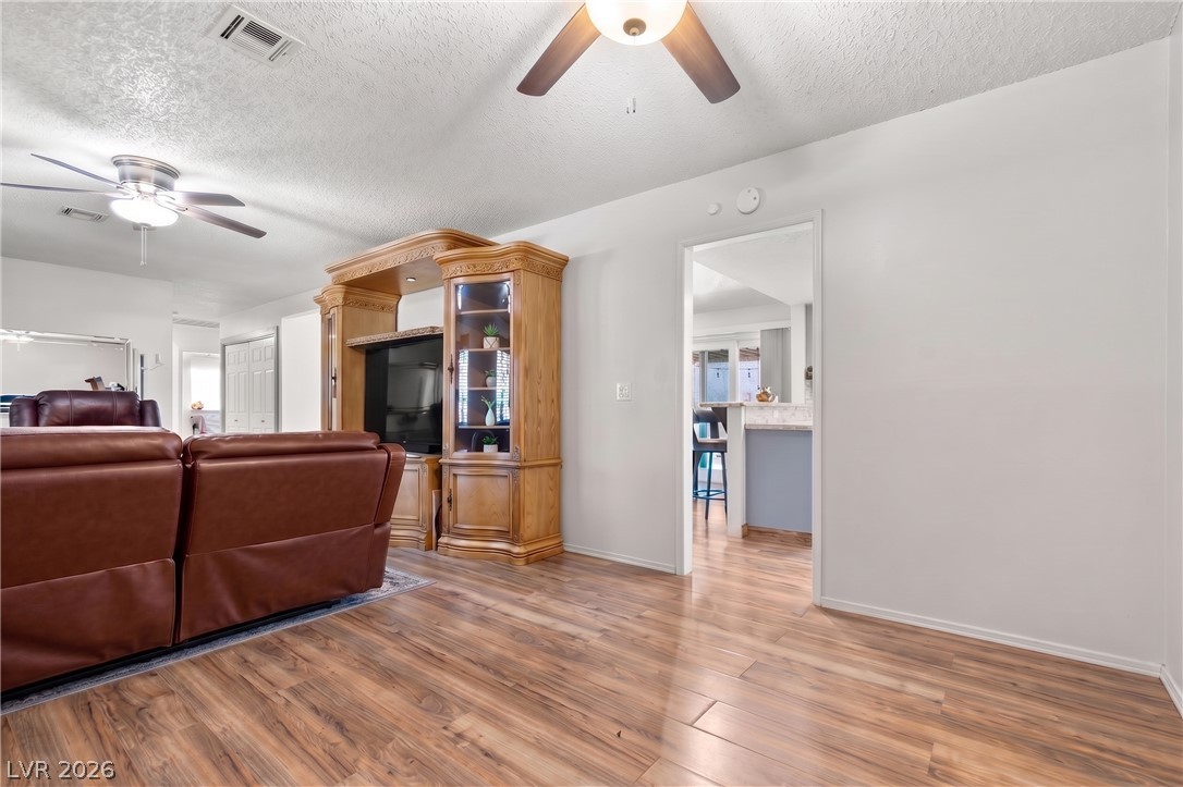 5389 West Braewood Avenue Las Vegas NV 89120