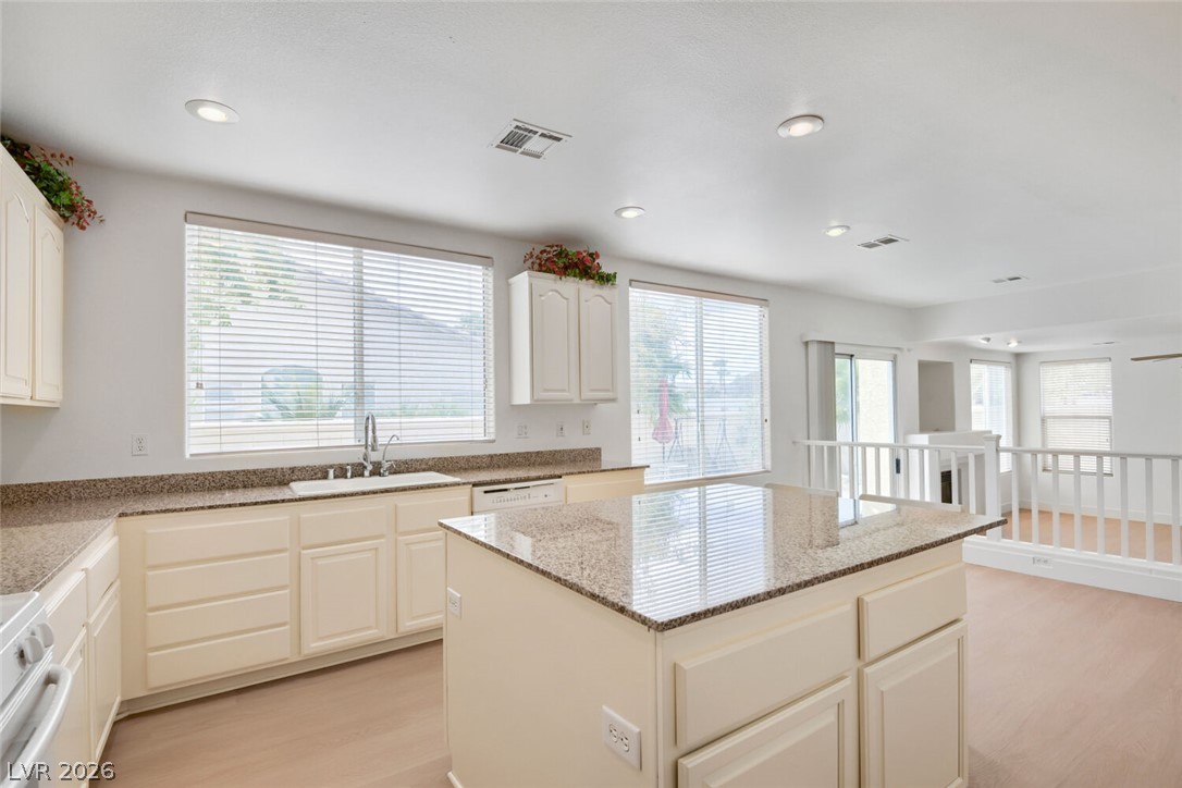 356 Lakewood Garden Drive Las Vegas NV 89148