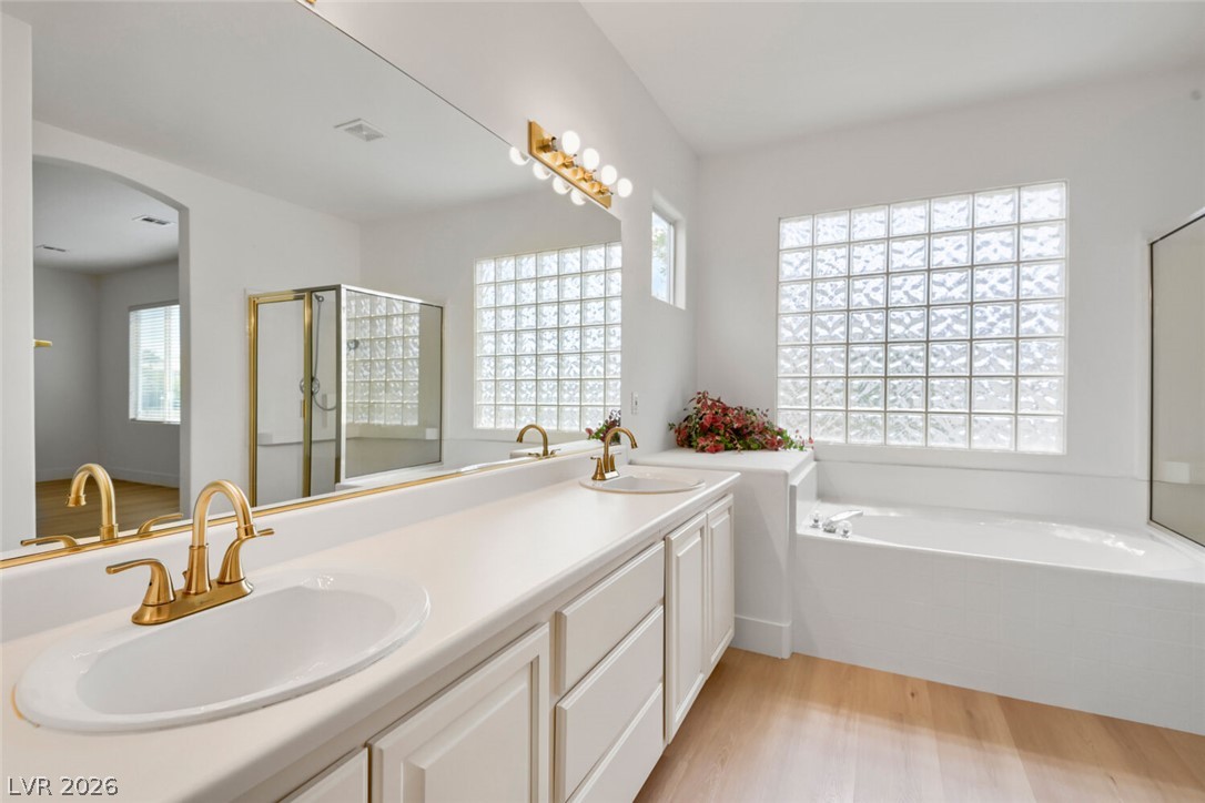 356 Lakewood Garden Drive Las Vegas NV 89148