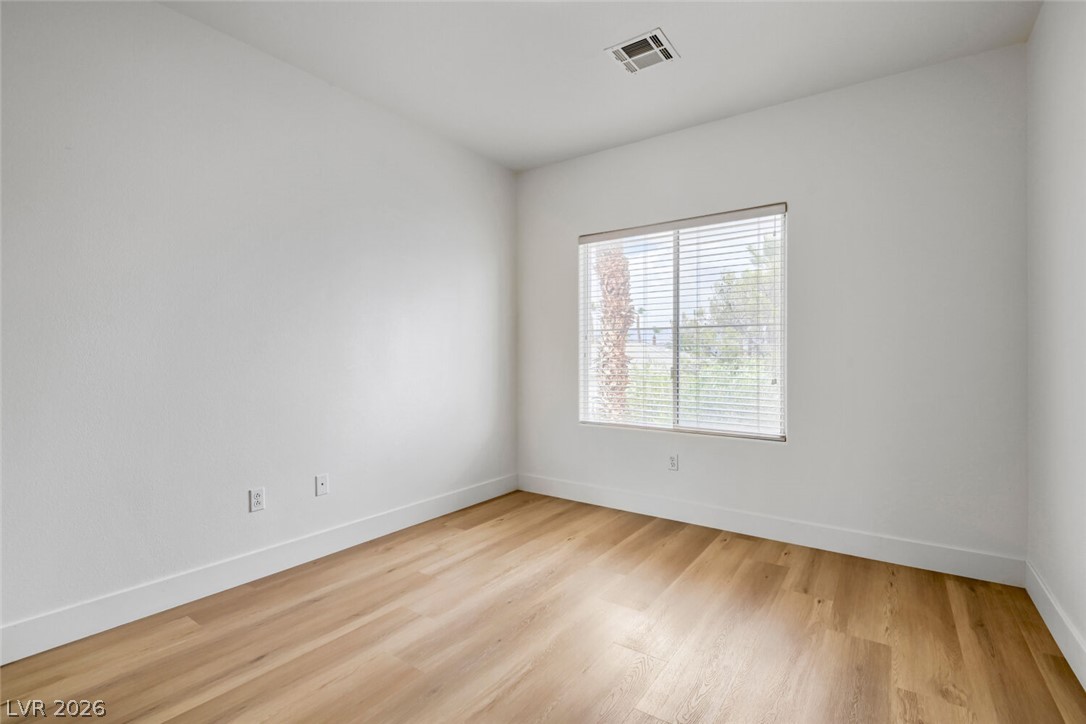 356 Lakewood Garden Drive Las Vegas NV 89148