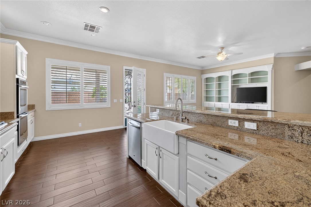 880 Coldwater Falls Way Las Vegas NV 89123