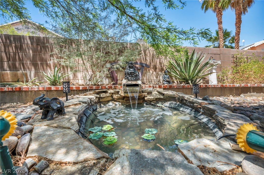 6330 Berry Patch Way Las Vegas NV 89142