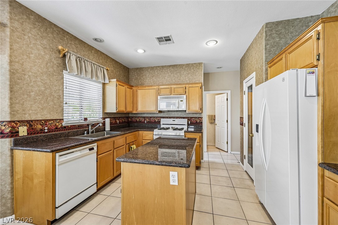 32 Blue Bench Lane Henderson NV 89012
