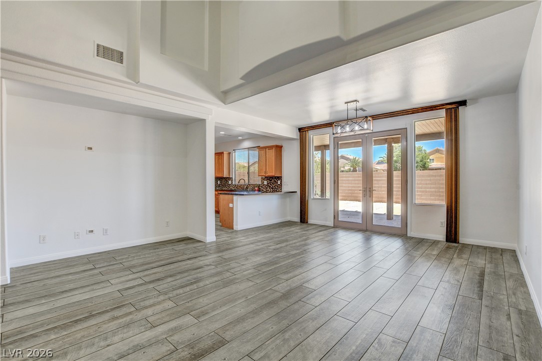9682 Lightheart Avenue Las Vegas NV 89148