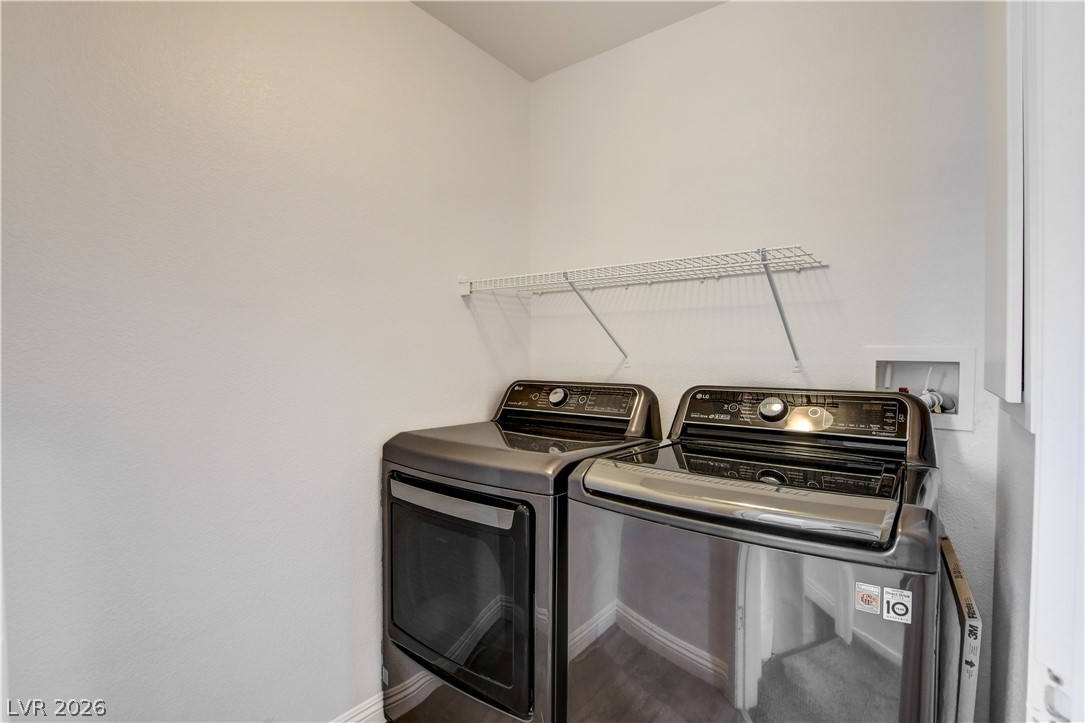9682 Lightheart Avenue Las Vegas NV 89148