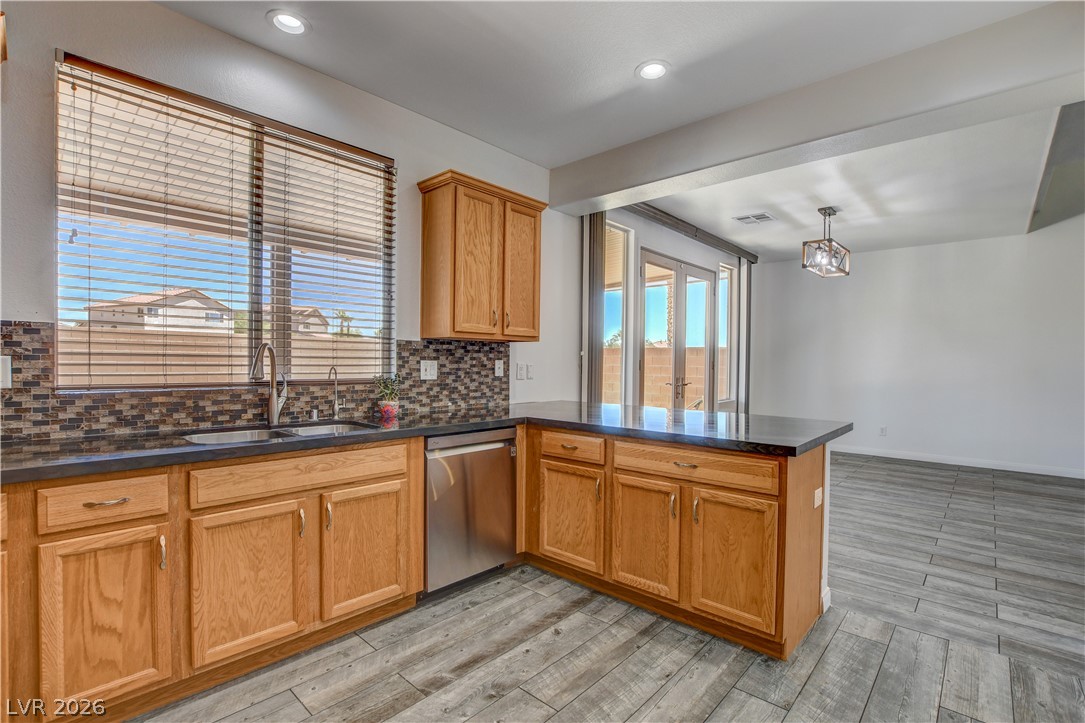 9682 Lightheart Avenue Las Vegas NV 89148