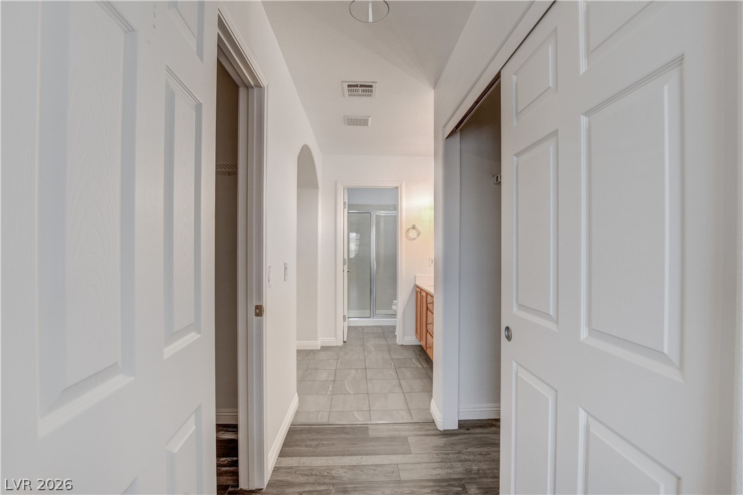 9682 Lightheart Avenue Las Vegas NV 89148