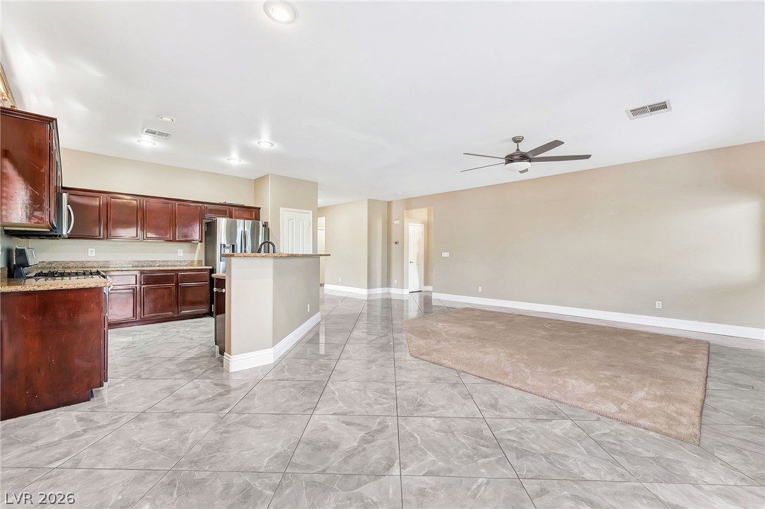 5968 Pavilion Lakes Avenue Las Vegas NV 89122