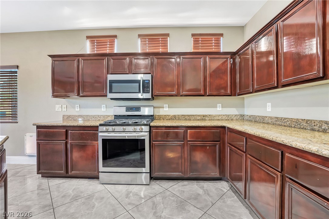 5968 Pavilion Lakes Avenue Las Vegas NV 89122