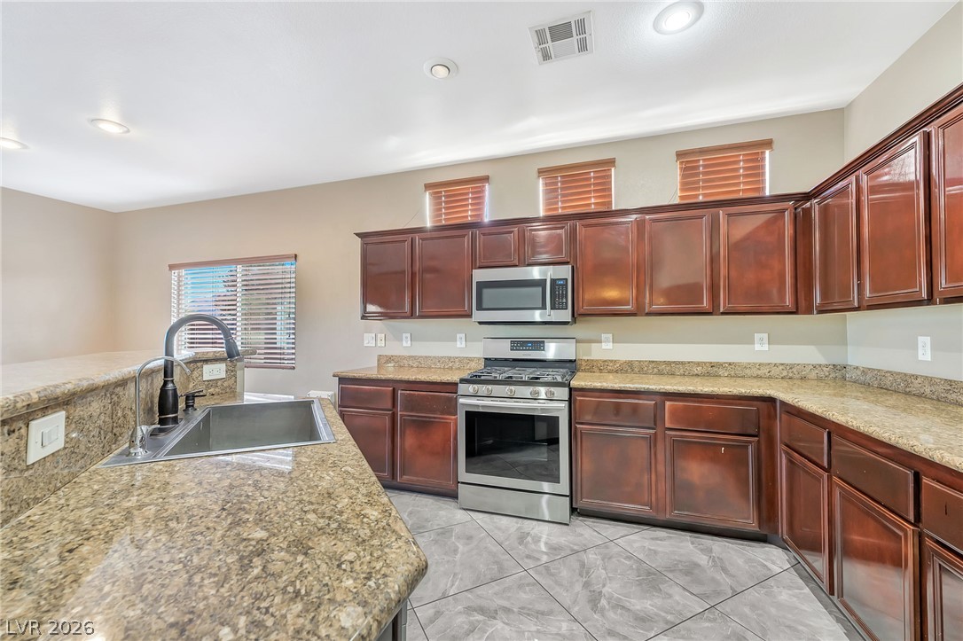 5968 Pavilion Lakes Avenue Las Vegas NV 89122