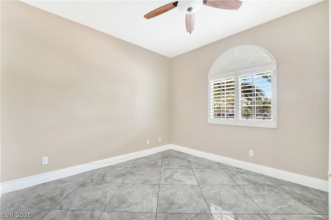 5968 Pavilion Lakes Avenue Las Vegas NV 89122