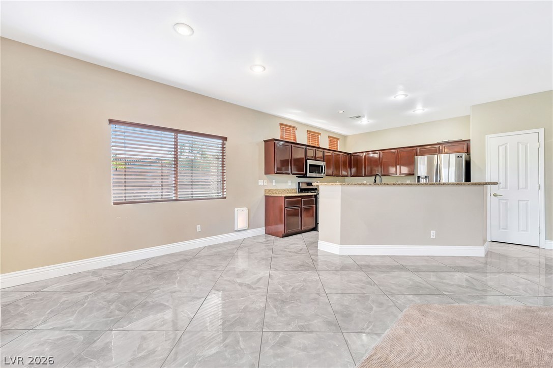 5968 Pavilion Lakes Avenue Las Vegas NV 89122