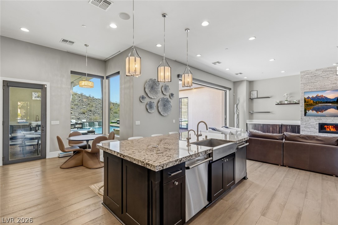 5 Crystal Tree Pass Henderson NV 89052