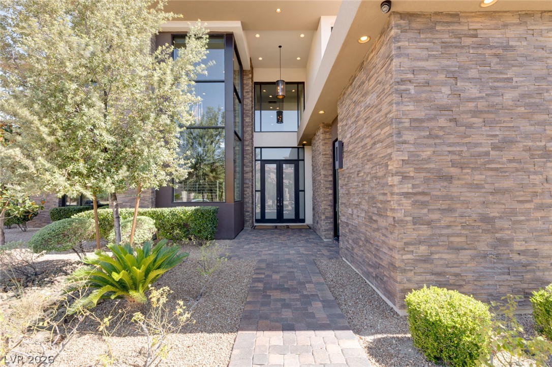 5 Crystal Tree Pass Henderson NV 89052