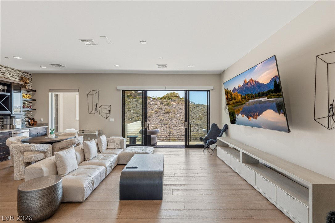 5 Crystal Tree Pass Henderson NV 89052