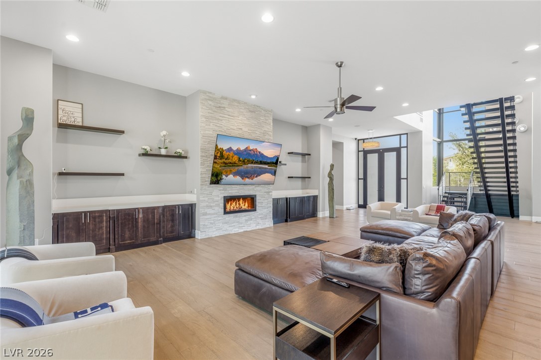 5 Crystal Tree Pass Henderson NV 89052