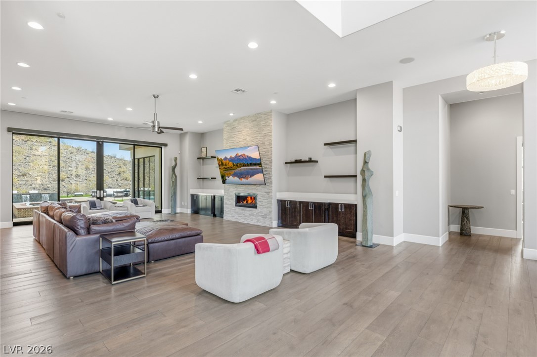 5 Crystal Tree Pass Henderson NV 89052