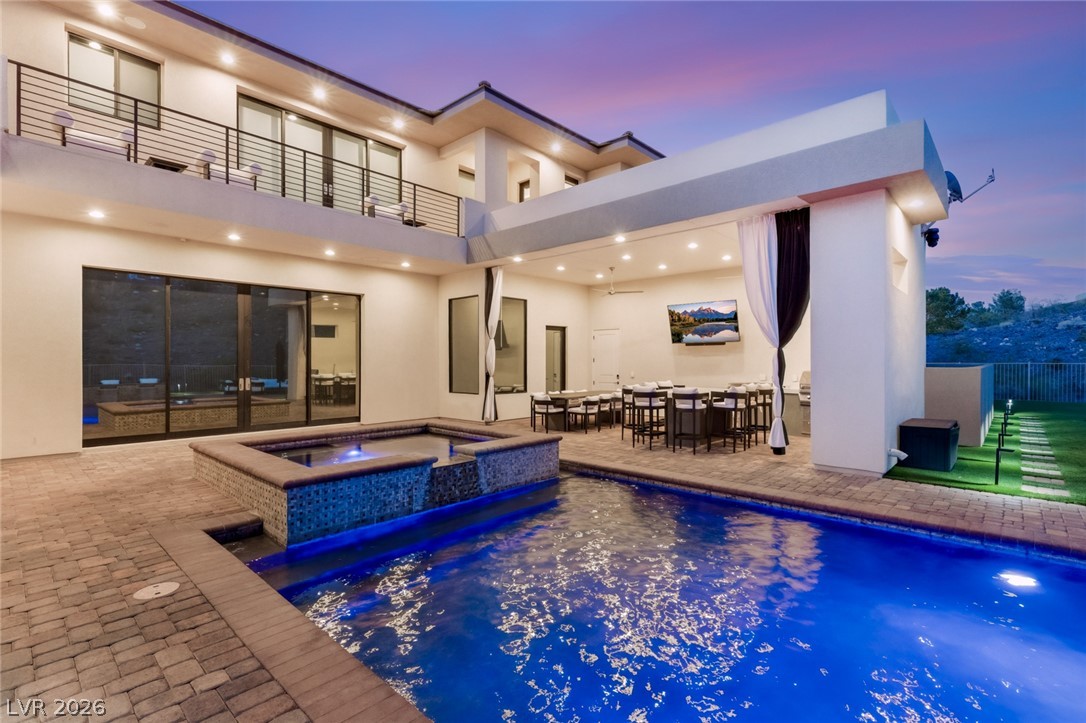 5 Crystal Tree Pass Henderson NV 89052