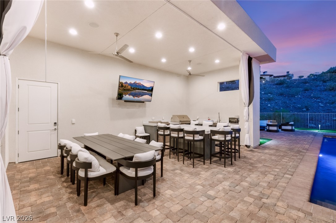 5 Crystal Tree Pass Henderson NV 89052