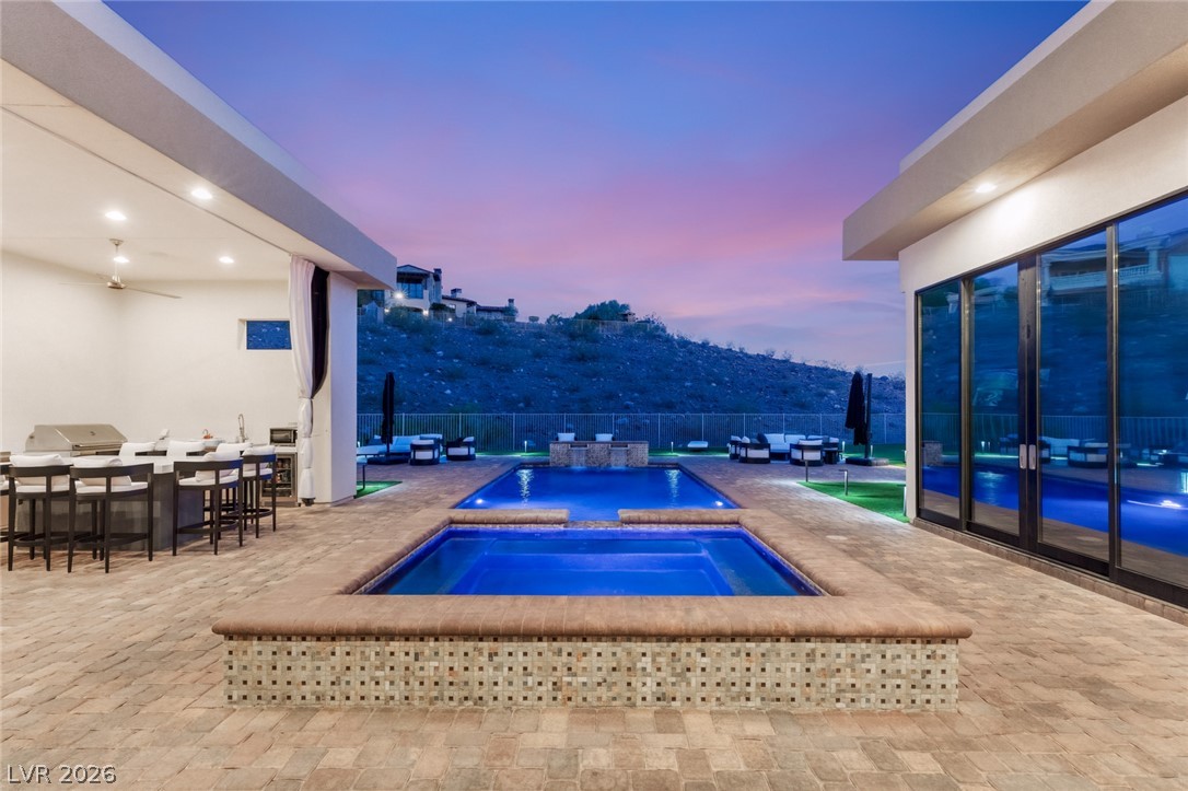 5 Crystal Tree Pass Henderson NV 89052