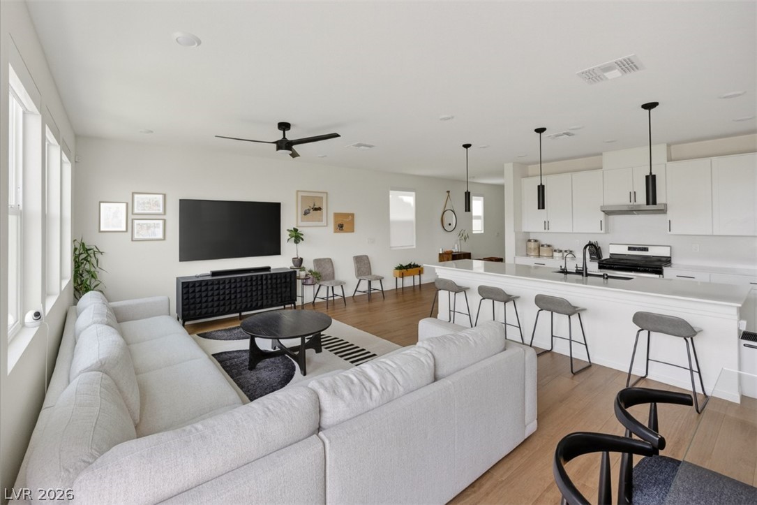 10210 Midnight Onyx Street Las Vegas NV 89141