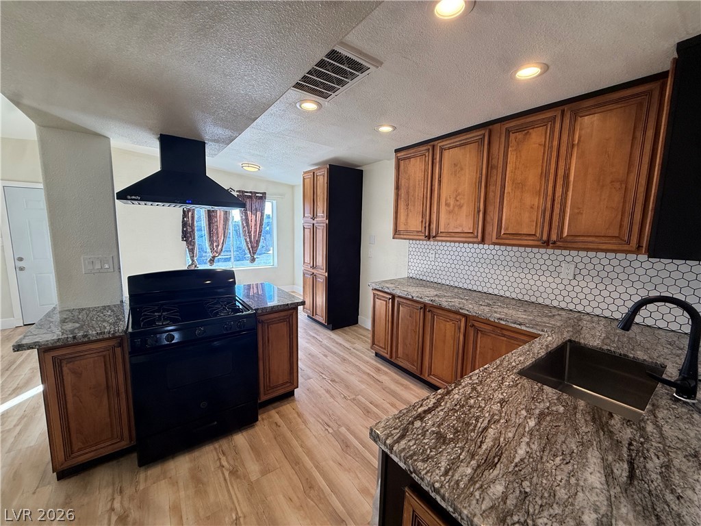 209 Stanford Street Las Vegas NV 89107