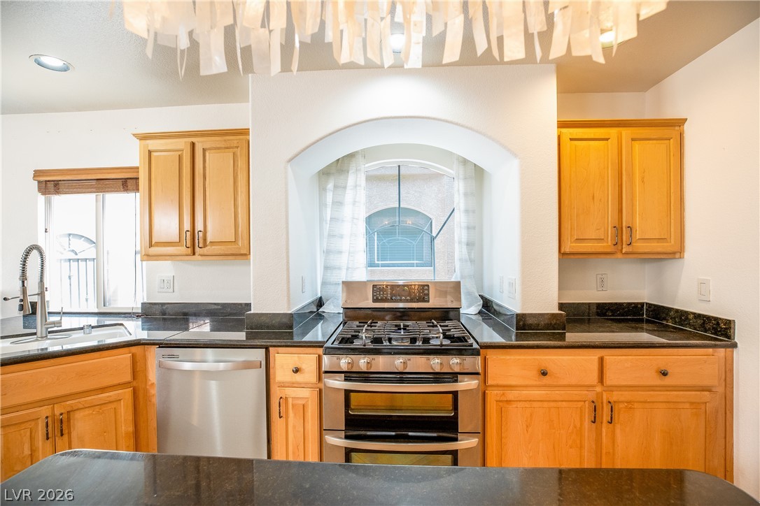 10902 Pentland Downs Street Las Vegas NV 89141