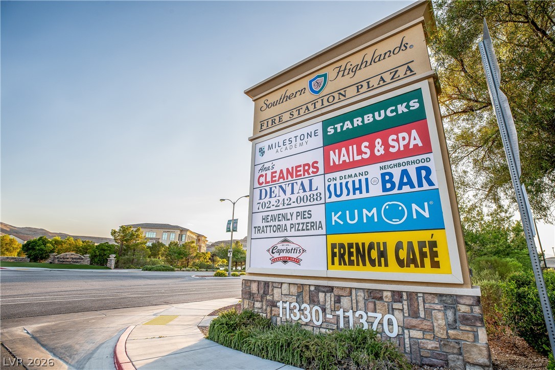 10902 Pentland Downs Street Las Vegas NV 89141