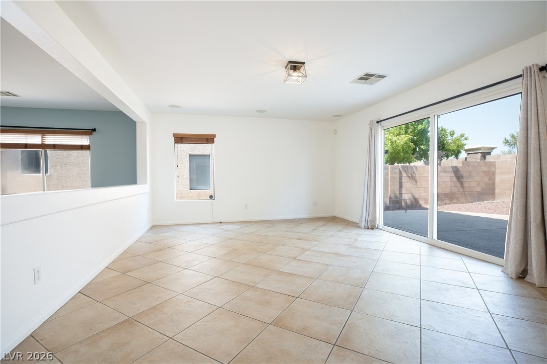 10902 Pentland Downs Street Las Vegas NV 89141