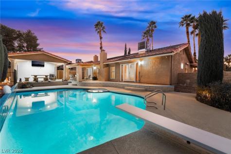 3814 Edmond Street Las Vegas NV 89103