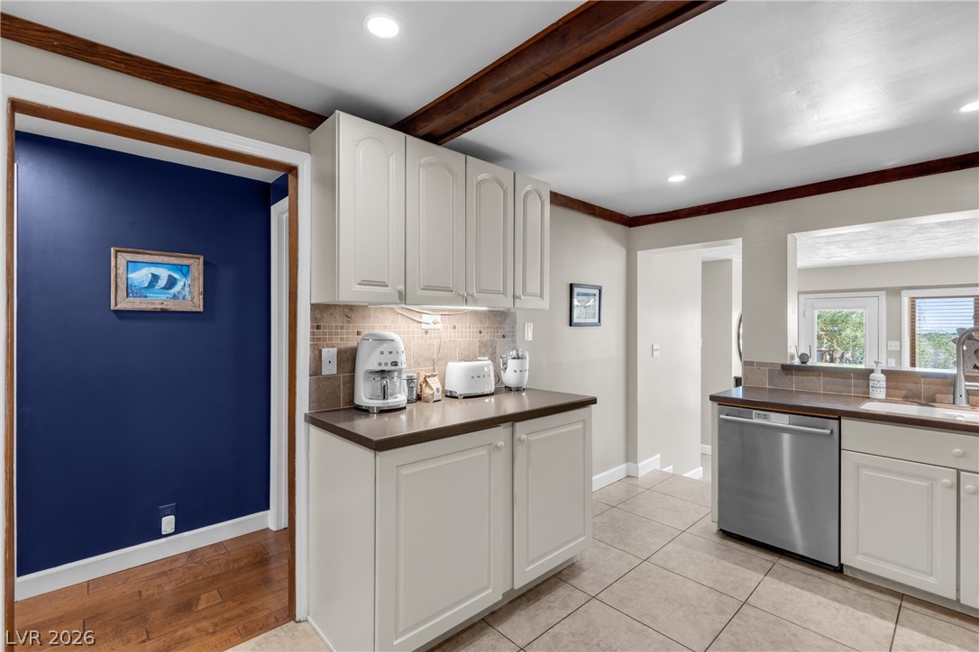 8370 Avery Street Las Vegas NV 89161