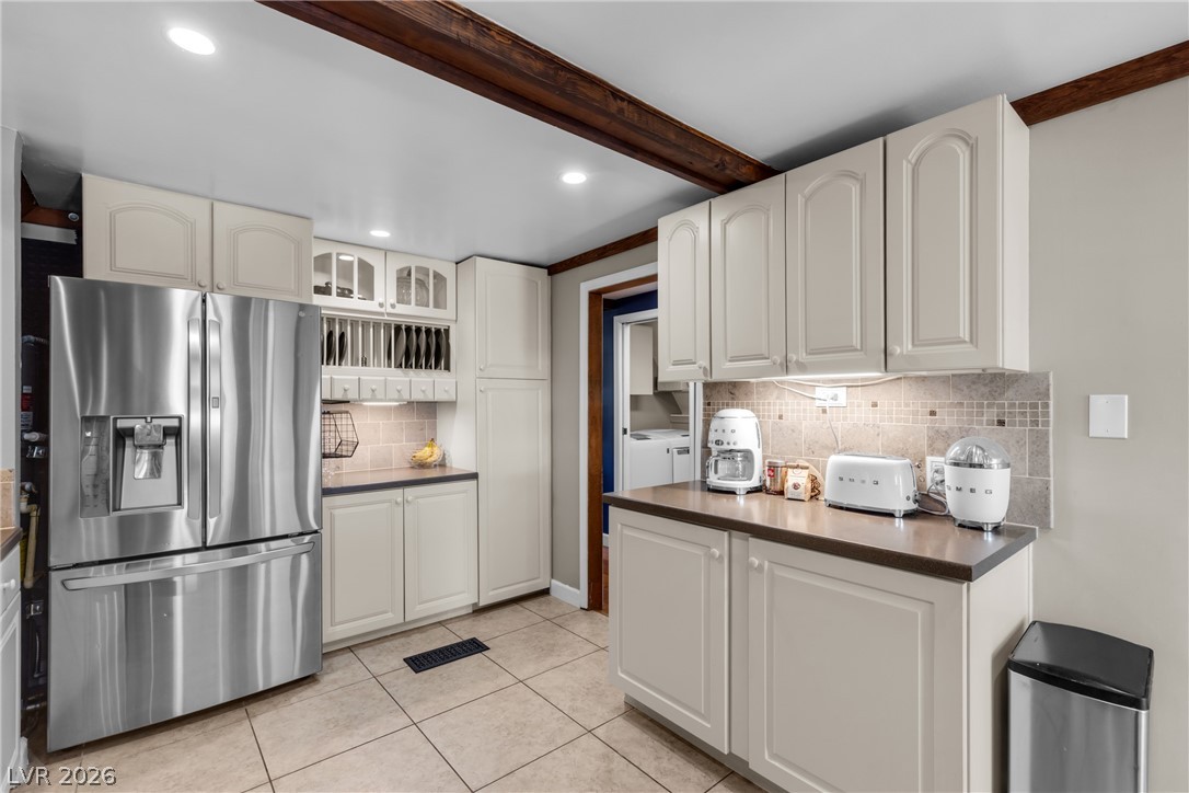8370 Avery Street Las Vegas NV 89161