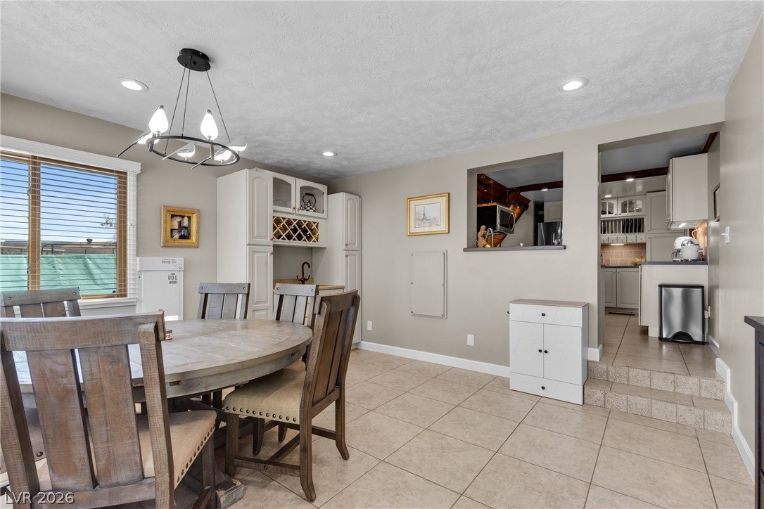 8370 Avery Street Las Vegas NV 89161