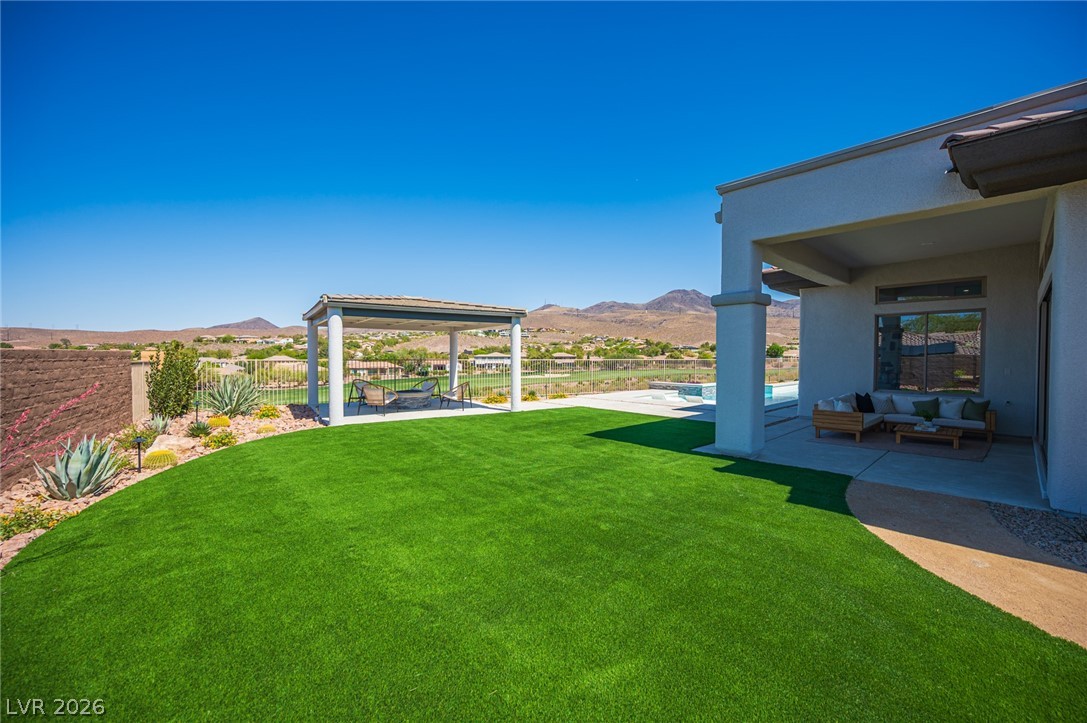 18 Brookridge Drive Henderson NV 89052