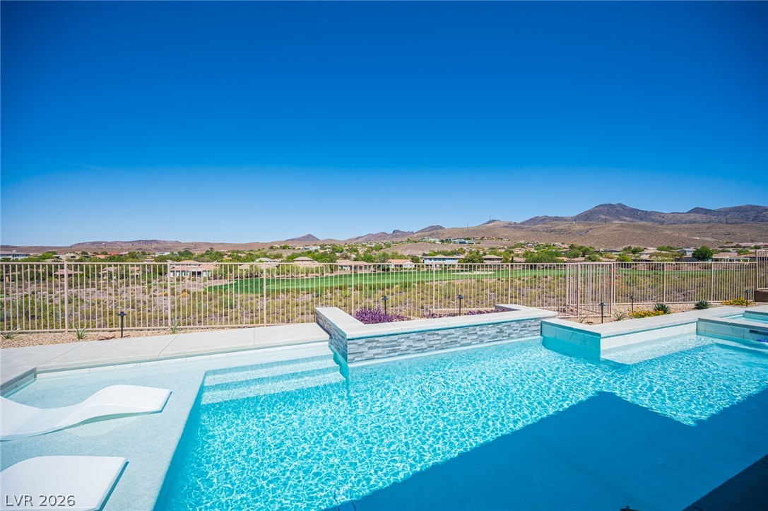 18 Brookridge Drive Henderson NV 89052