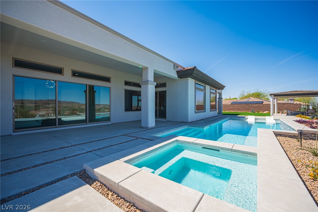 18 Brookridge Drive Henderson NV 89052