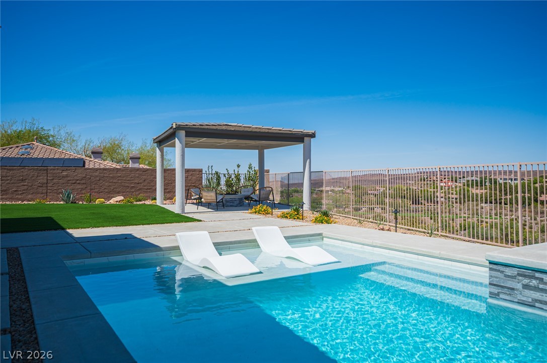 18 Brookridge Drive Henderson NV 89052
