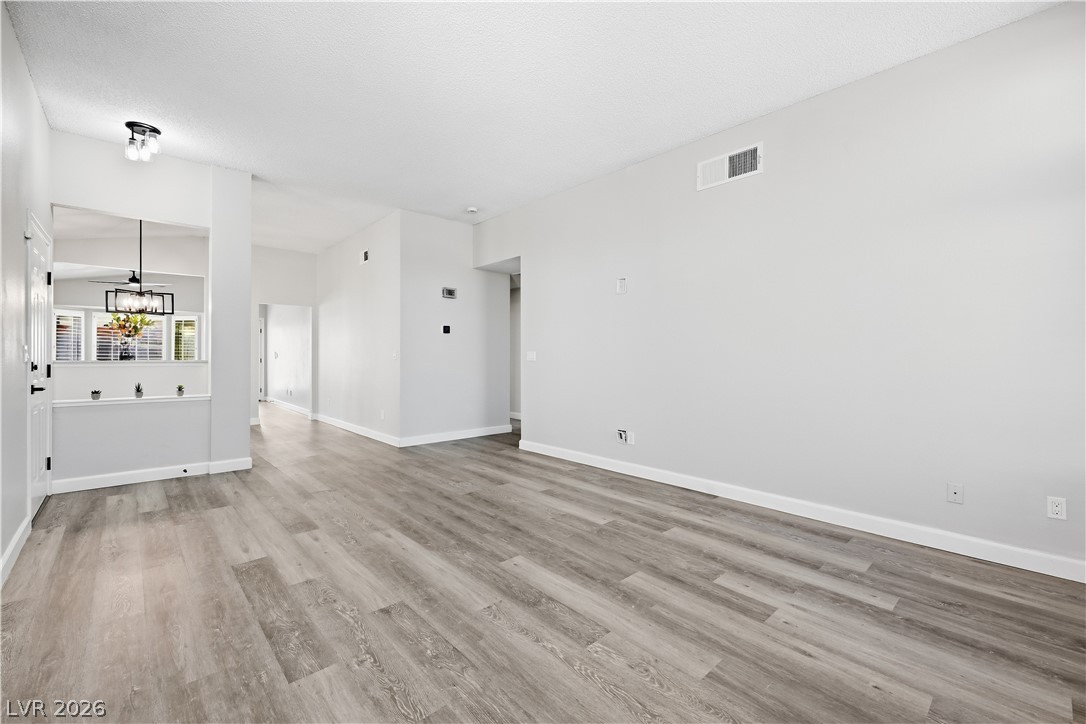9817 Cross Creek Way Las Vegas NV 89117